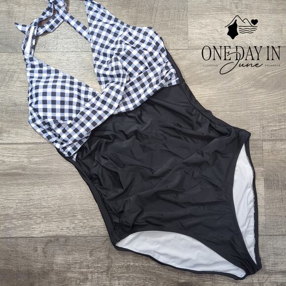 Suuksess Halter Cross Front One Piece Swimsuit Size M - Picture 3 of 6